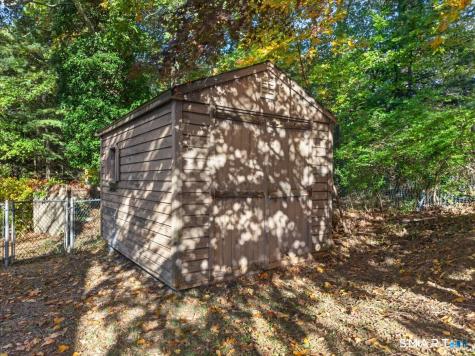 86 Braman Road Waterford CT 06385