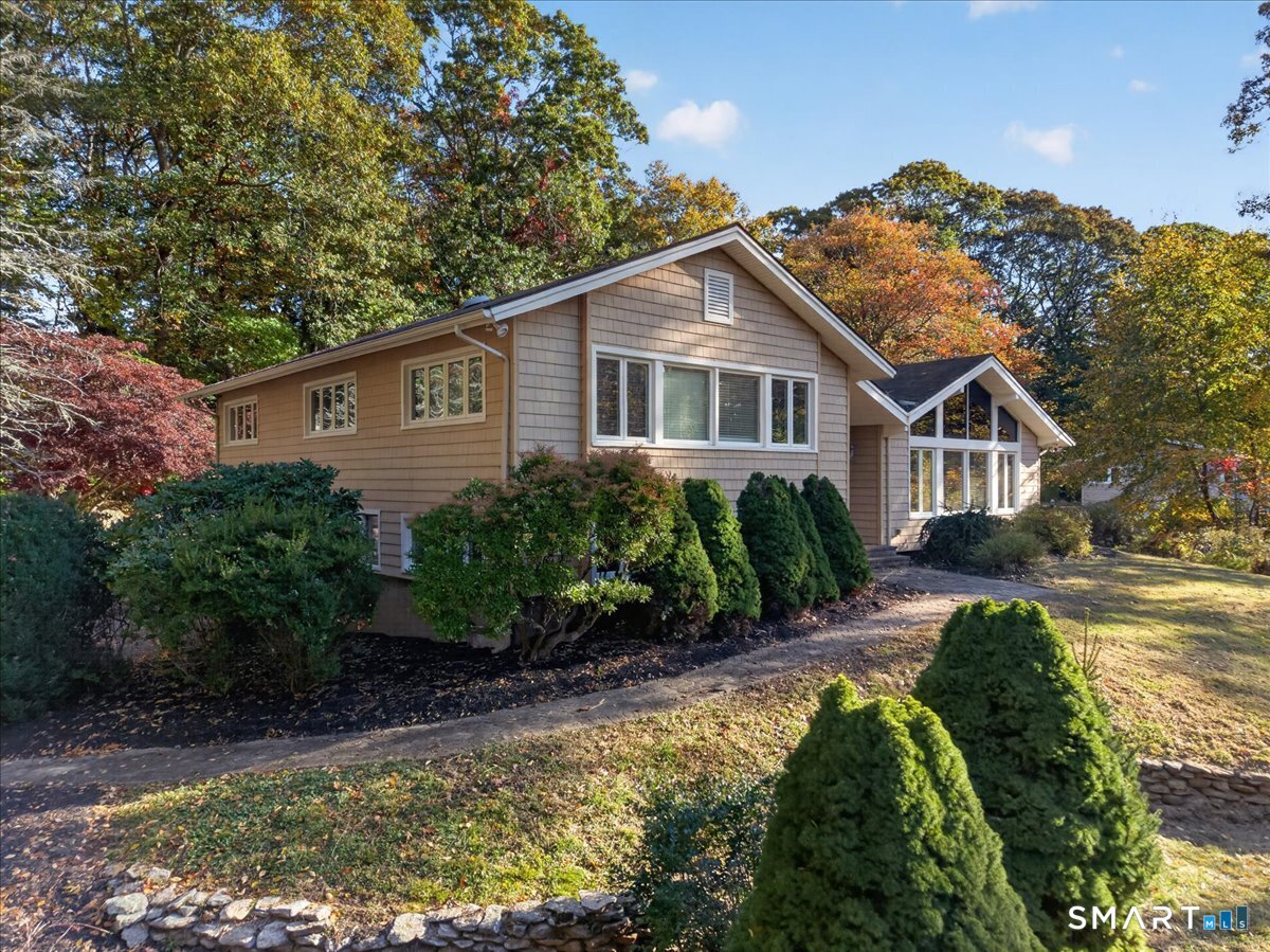 86 Braman Road Waterford CT 06385