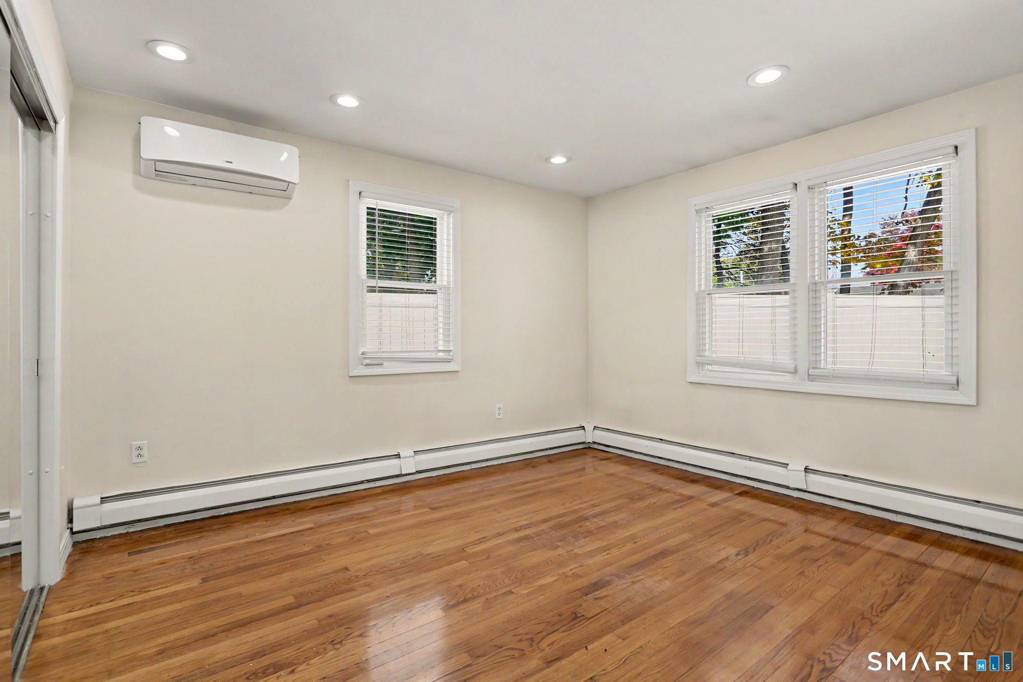 180 Nichols Terrace Stratford CT 06614