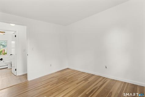 422 Denslow Street Windsor Locks CT 06096