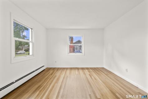 422 Denslow Street Windsor Locks CT 06096