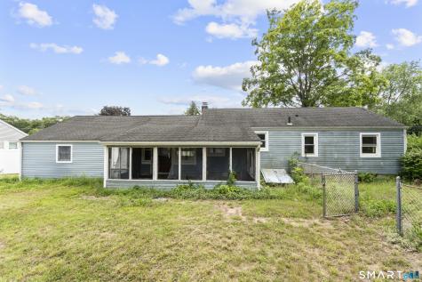 422 Denslow Street Windsor Locks CT 06096