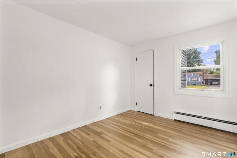 422 Denslow Street Windsor Locks CT 06096