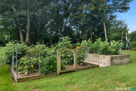 180 Huckleberry Lane Southington CT 06489