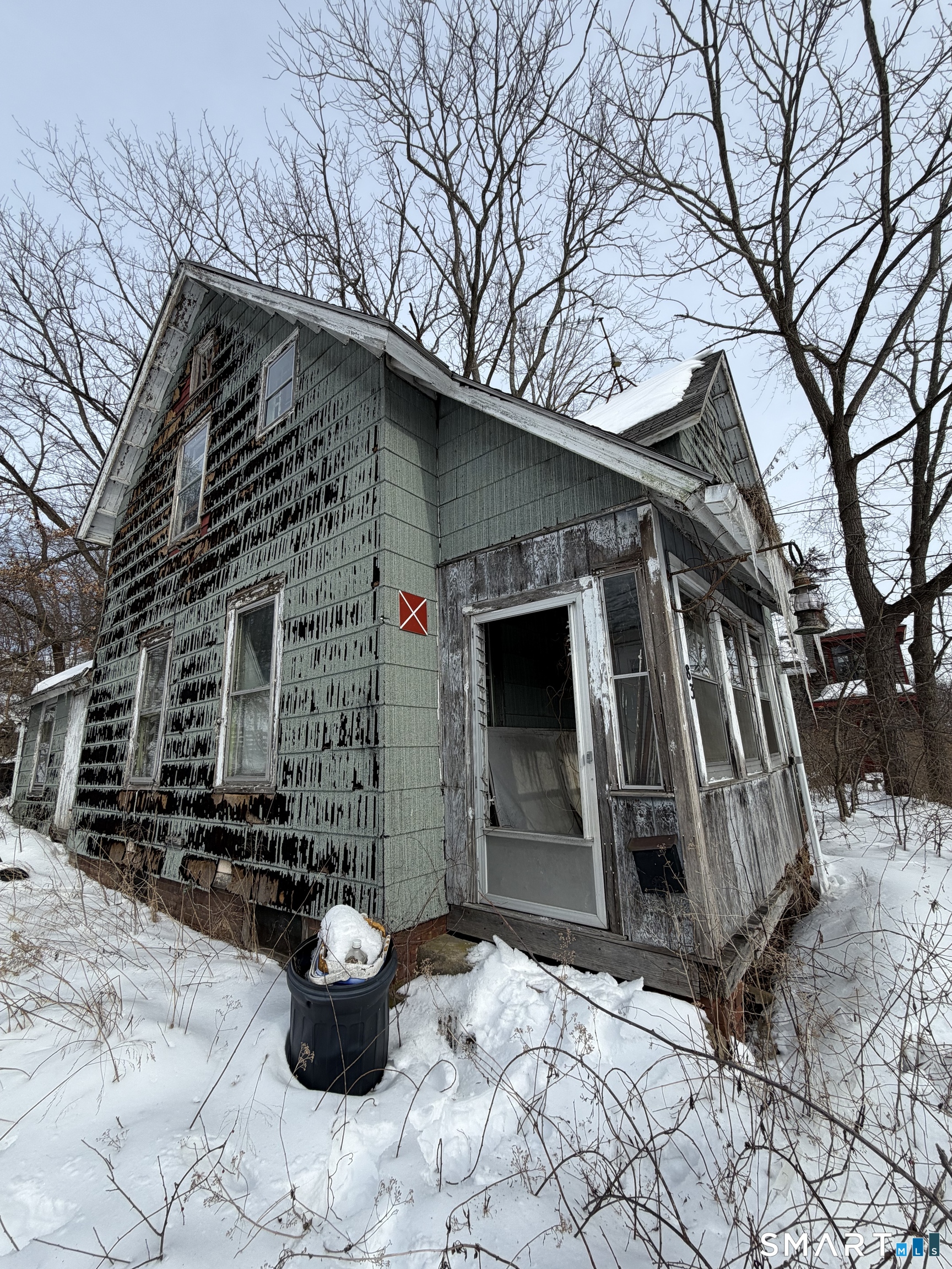 83 Maple Street Norwich CT 06360