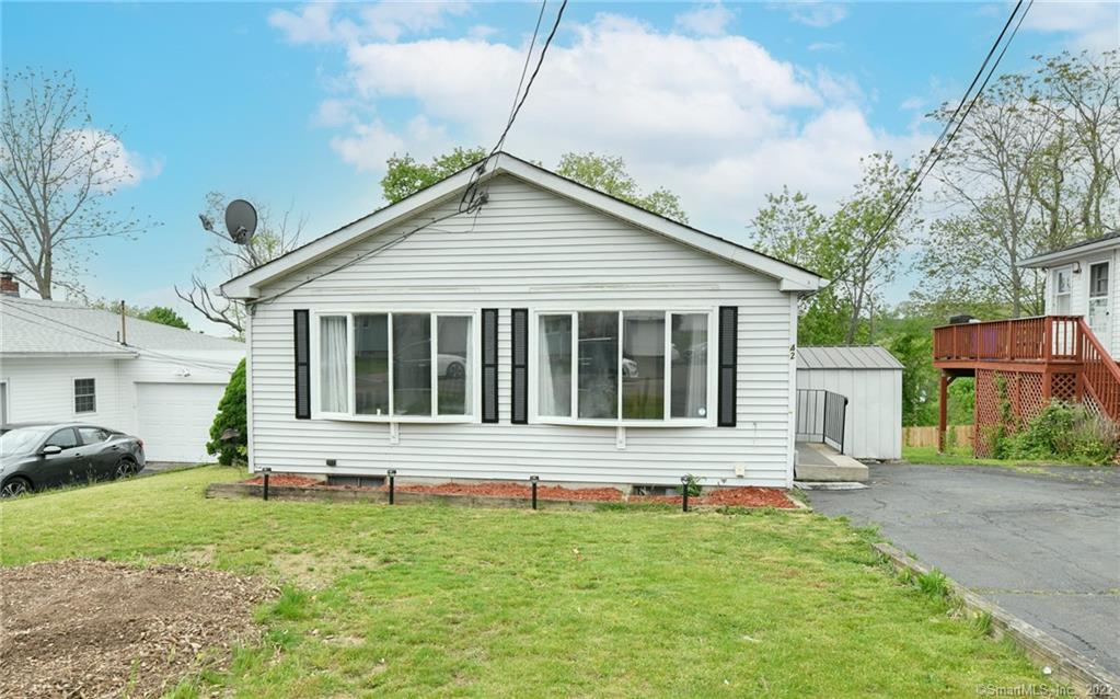 42 South Strong Street East Haven CT 06513