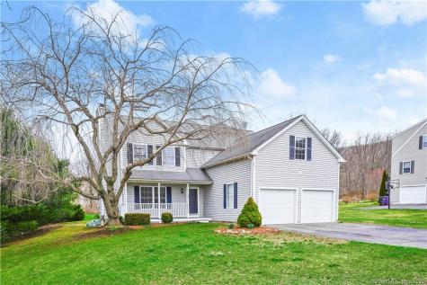 29 Weantinock Drive New Milford CT 06776