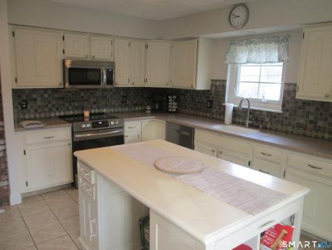 107 Country Club Road Cheshire CT 06410