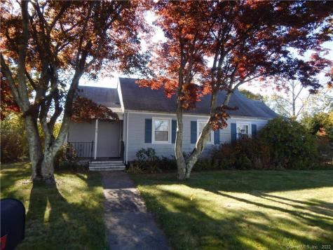 74 Hayward Road Hamden CT 06514