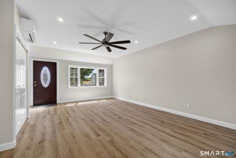 83 Winslow Drive West Haven CT 06516