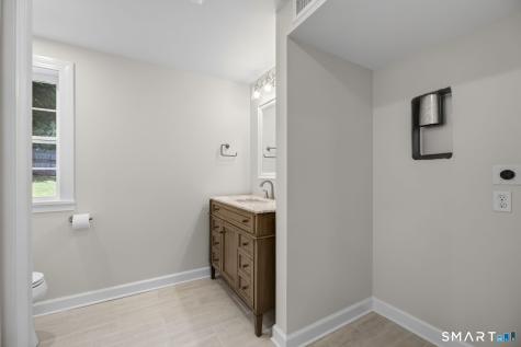 83 Winslow Drive West Haven CT 06516