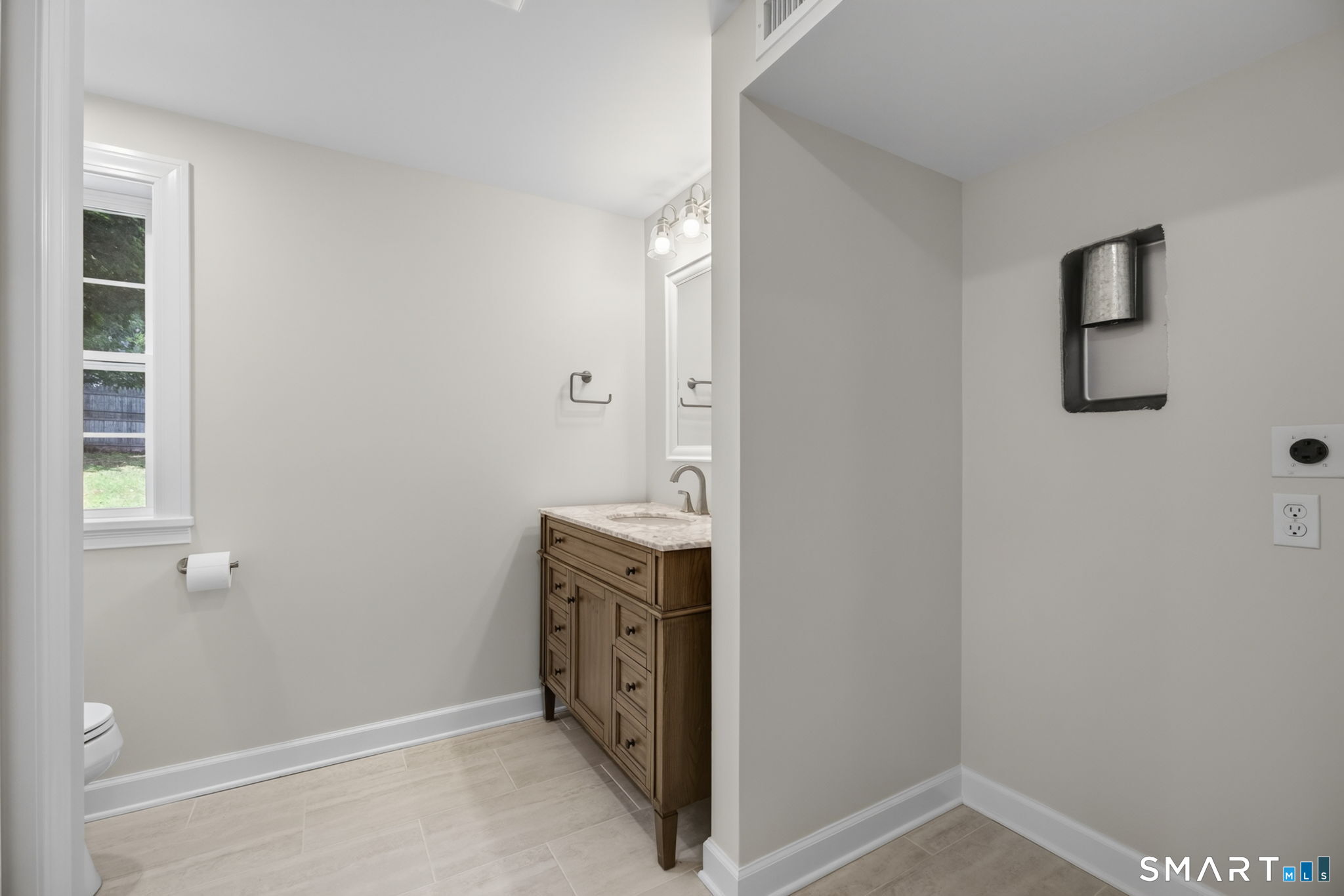 83 Winslow Drive West Haven CT 06516