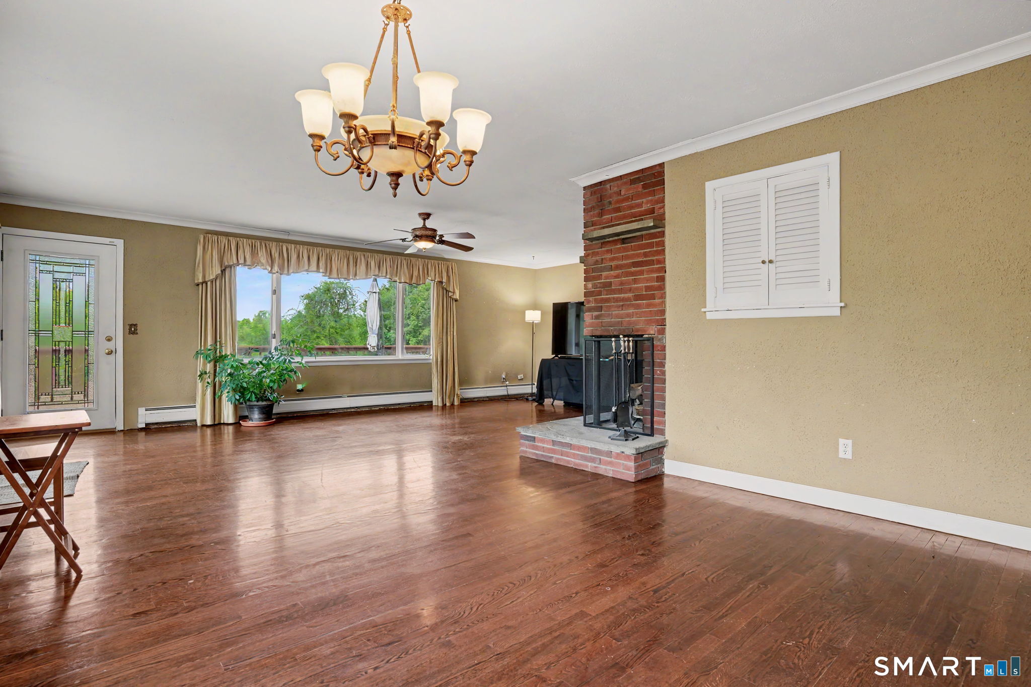 13 Governors Lane Bethel CT 06801