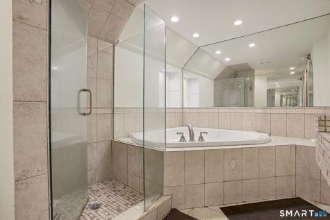 13 Governors Lane Bethel CT 06801