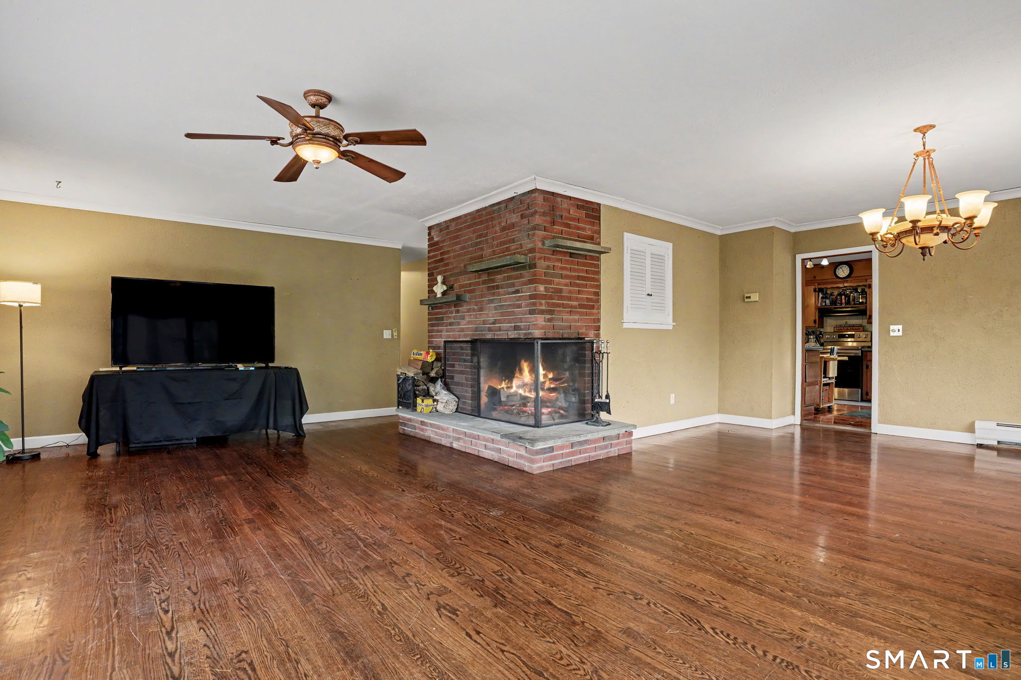 13 Governors Lane Bethel CT 06801