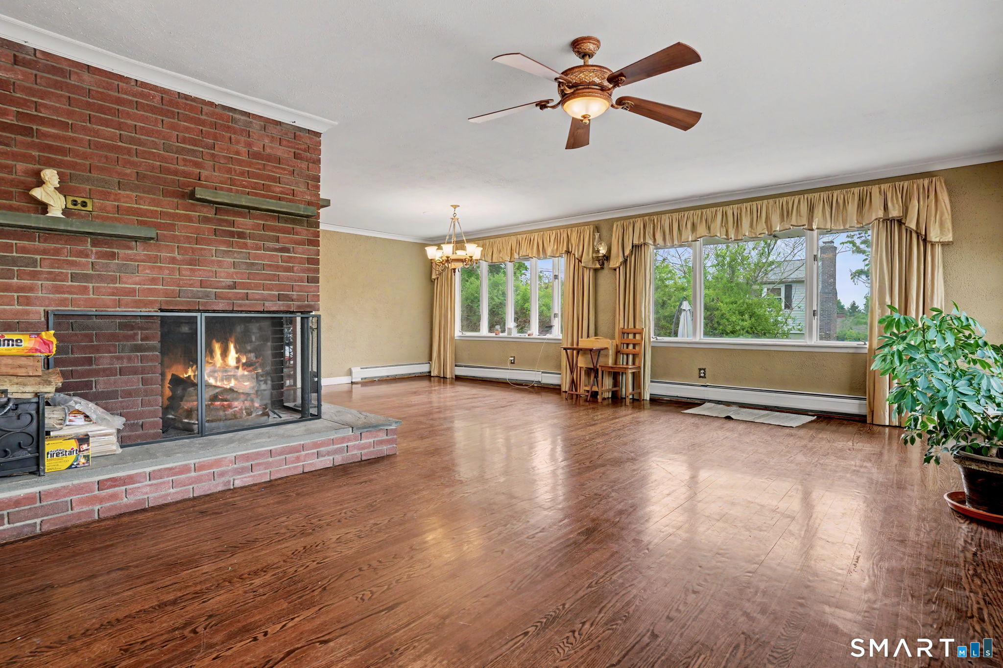 13 Governors Lane Bethel CT 06801