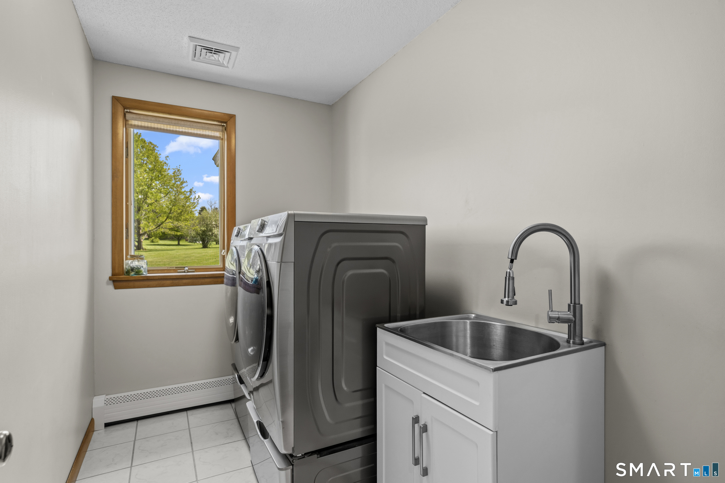 6 Tyler Drive Preston CT 06365