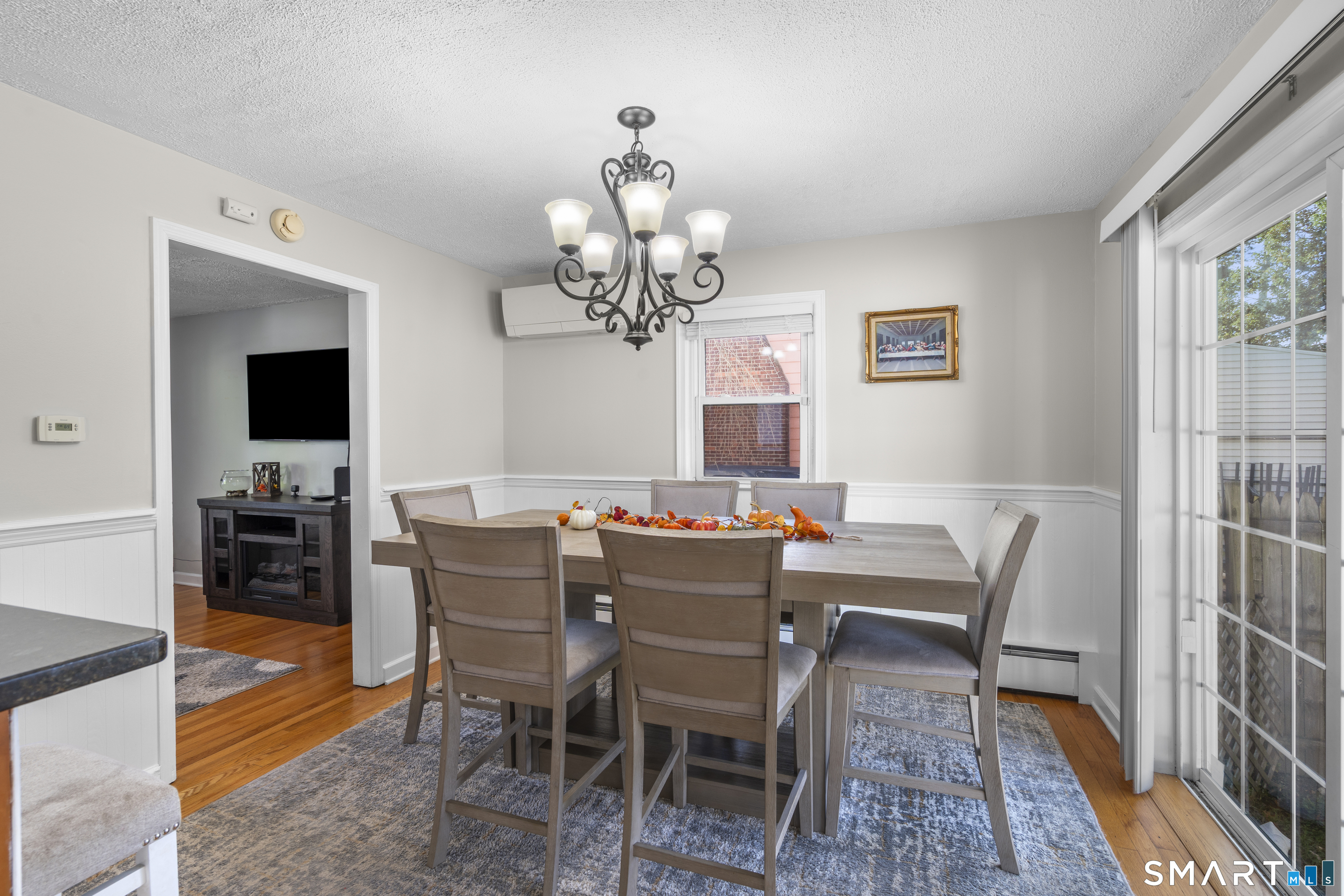 142 Cambridge Street Stratford CT 06614