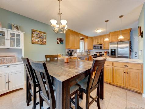 16 Birge Avenue Windsor Locks CT 06096