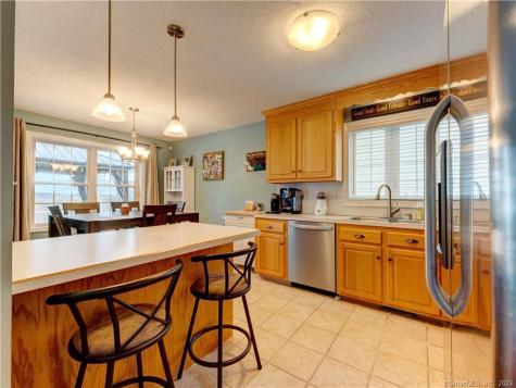 16 Birge Avenue Windsor Locks CT 06096