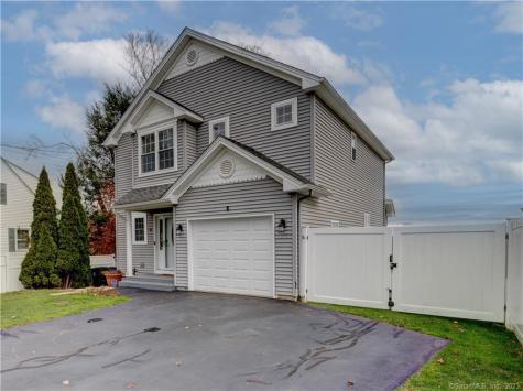 16 Birge Avenue Windsor Locks CT 06096
