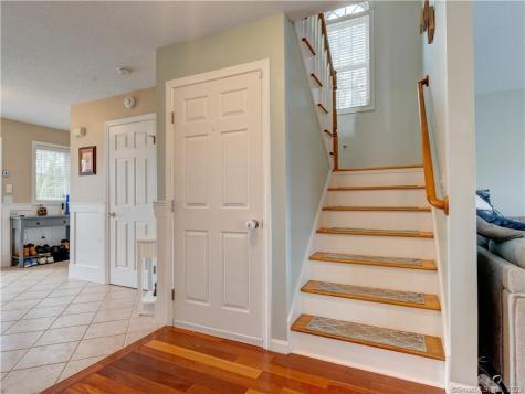 16 Birge Avenue Windsor Locks CT 06096