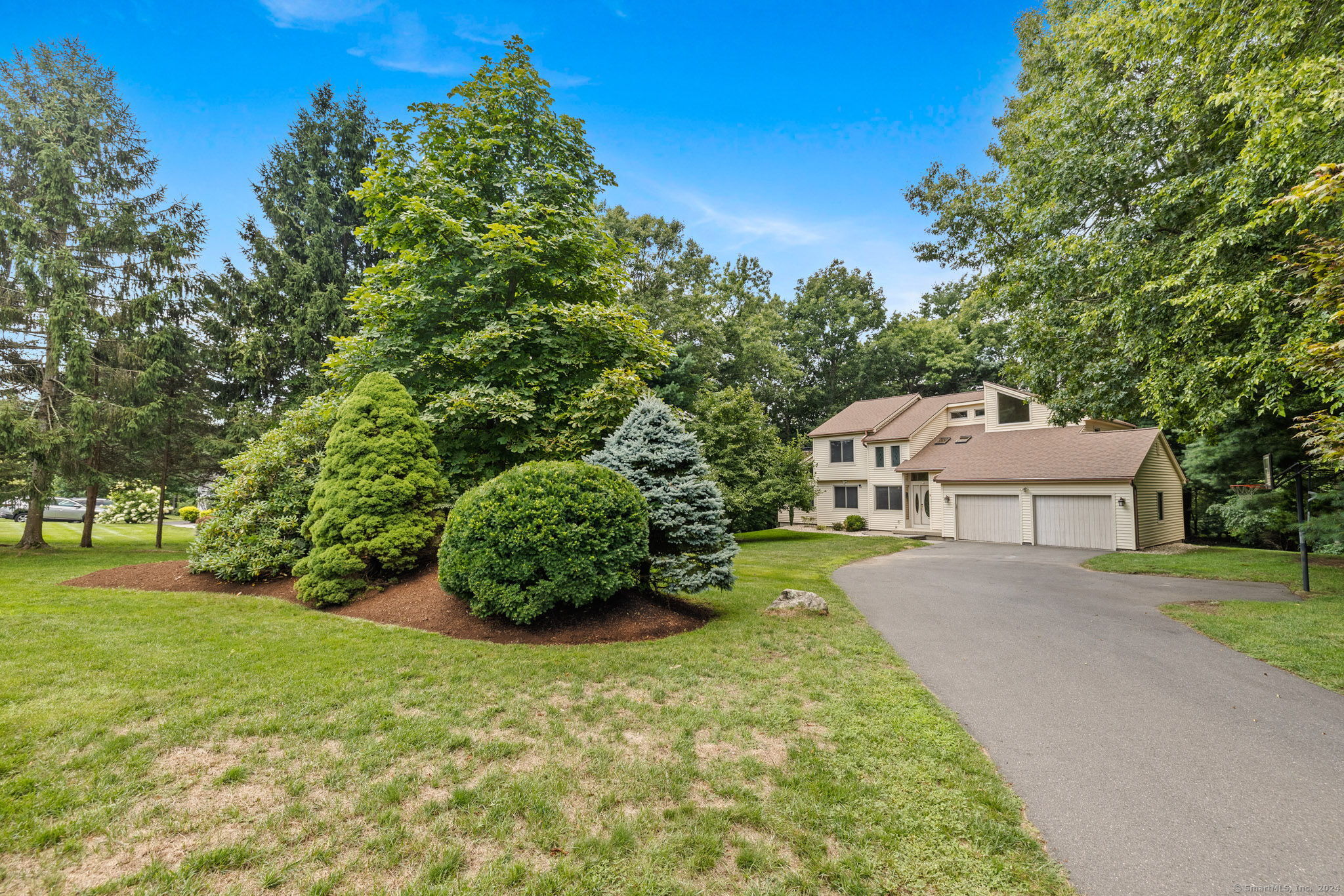 9 Knollwood Drive Glastonbury CT 06033