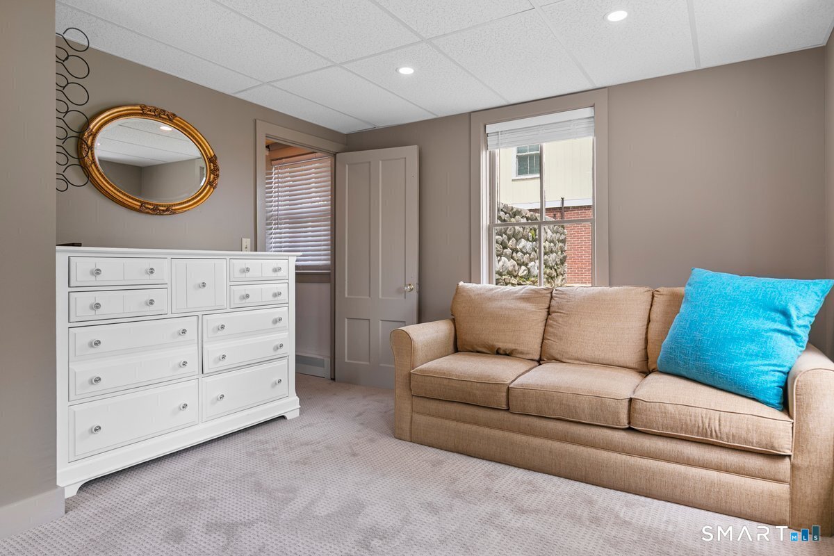 2 Ashby Street Groton CT 06355