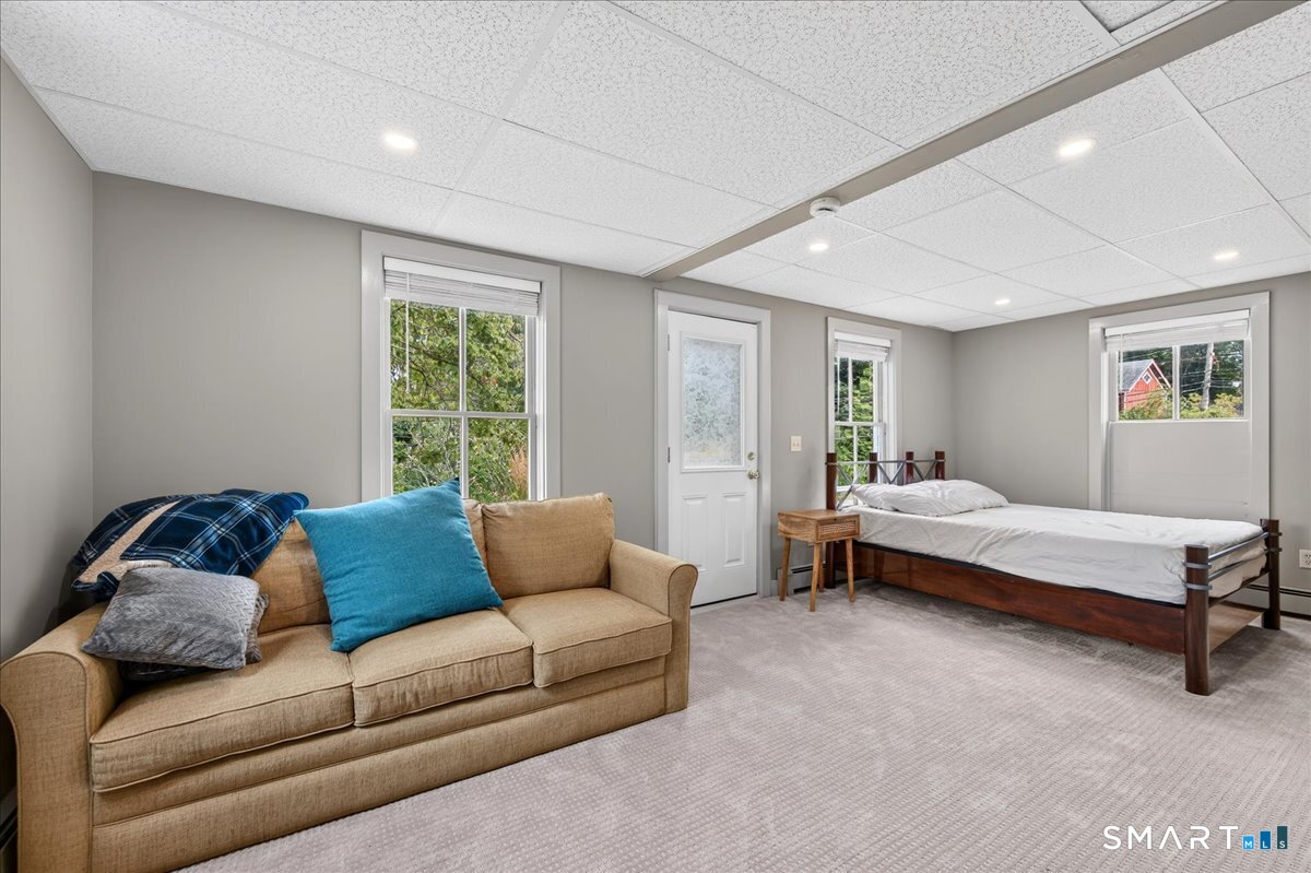 2 Ashby Street Groton CT 06355