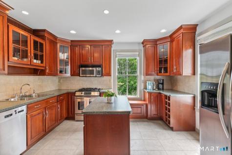 2 Ashby Street Groton CT 06355