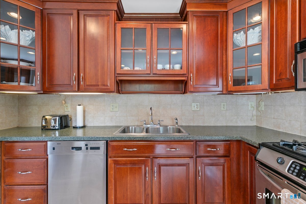 2 Ashby Street Groton CT 06355