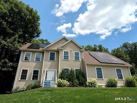 79 High Ledge Circle Manchester CT 06040