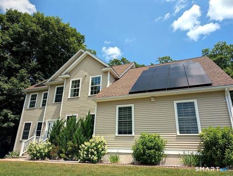 79 High Ledge Circle Manchester CT 06040