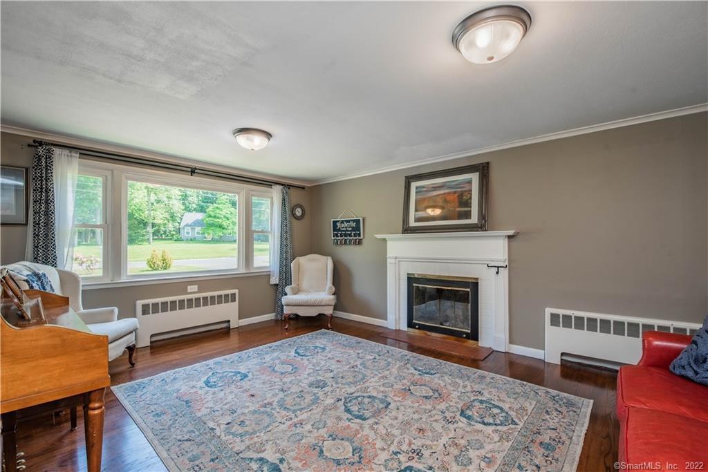41 Ichabod Road Simsbury CT 06070