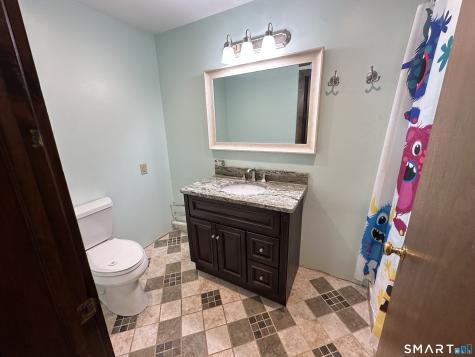 4 Ellis Road East Hampton CT 06424