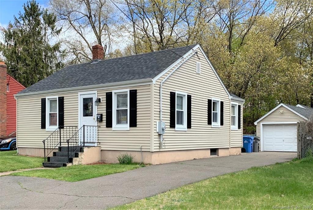 35 Essex Street Manchester CT 06040