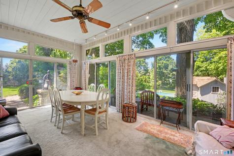 406 Harbor Road Fairfield CT 06890