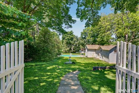 406 Harbor Road Fairfield CT 06890