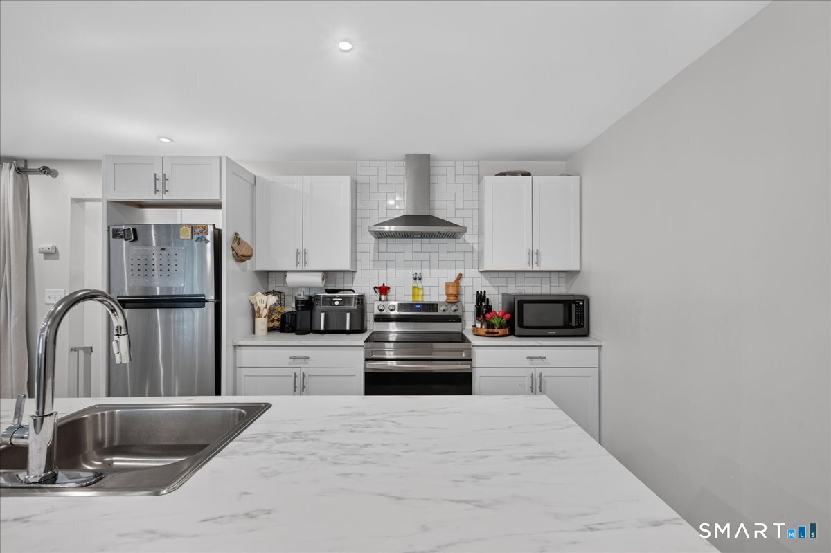 327 Lakeside West Boulevard Waterbury CT 06708