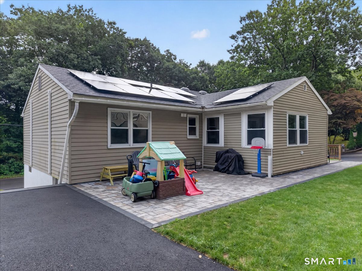 327 Lakeside West Boulevard Waterbury CT 06708