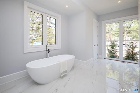 11 Wake Robin Road Westport CT 06880