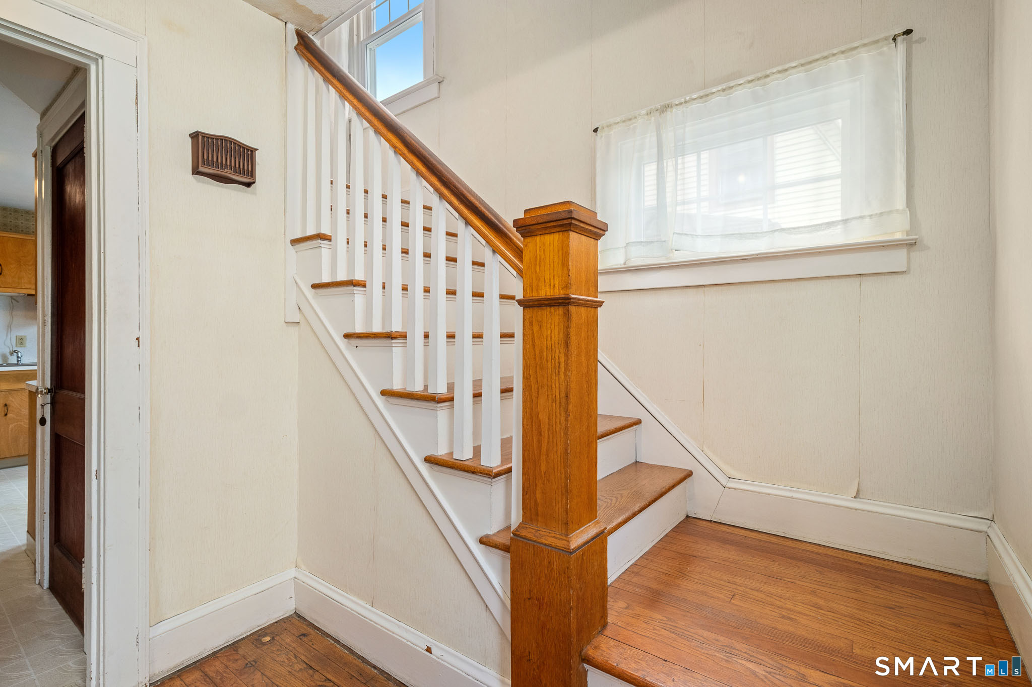 81 Woodlawn Street West Hartford CT 06110