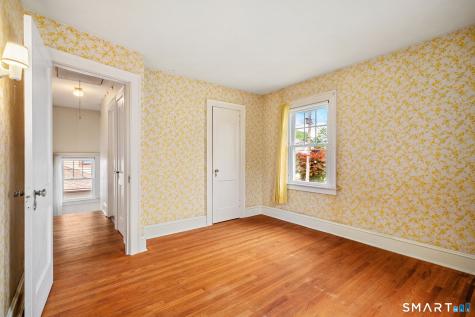 81 Woodlawn Street West Hartford CT 06110