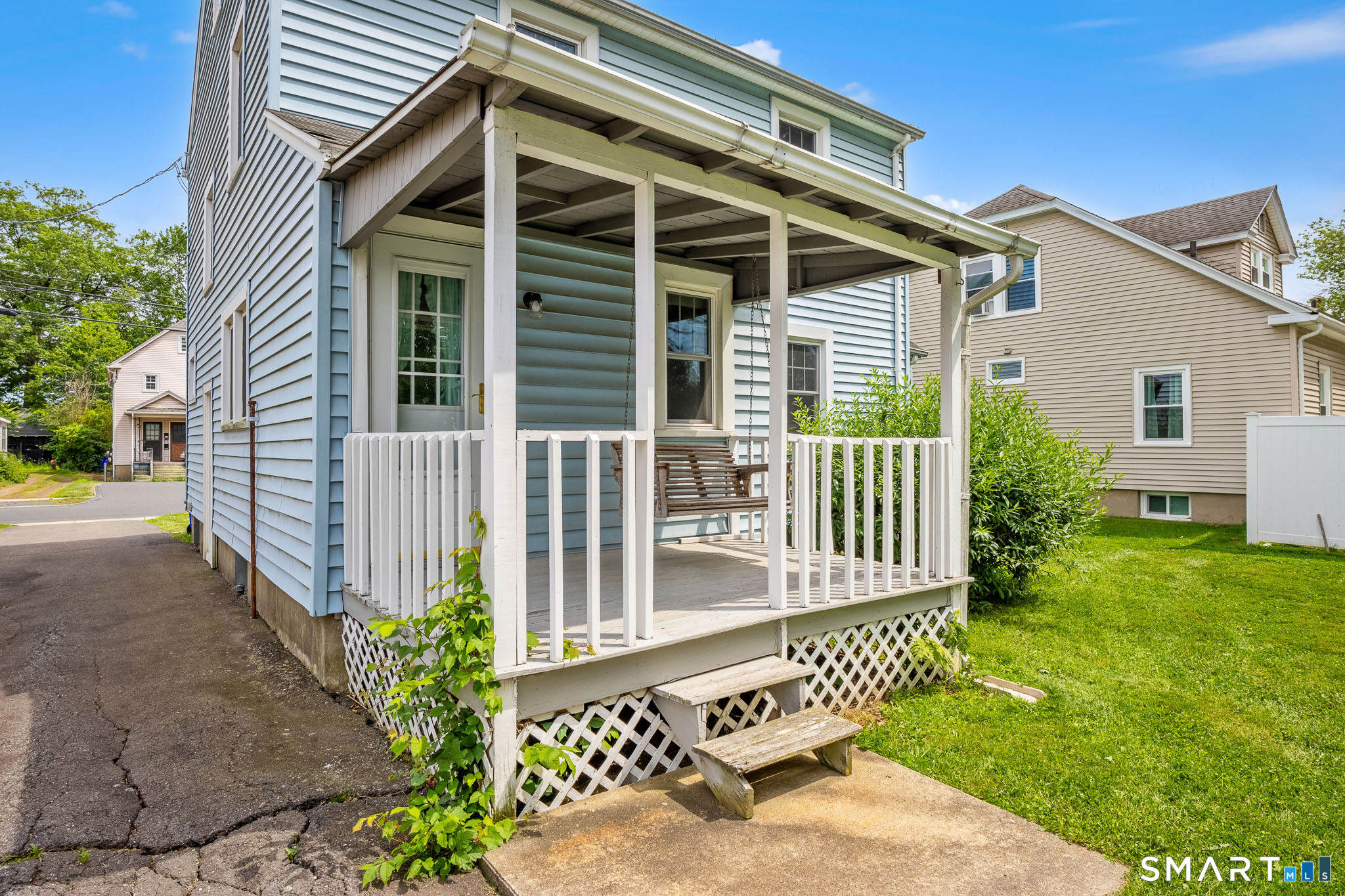 81 Woodlawn Street West Hartford CT 06110