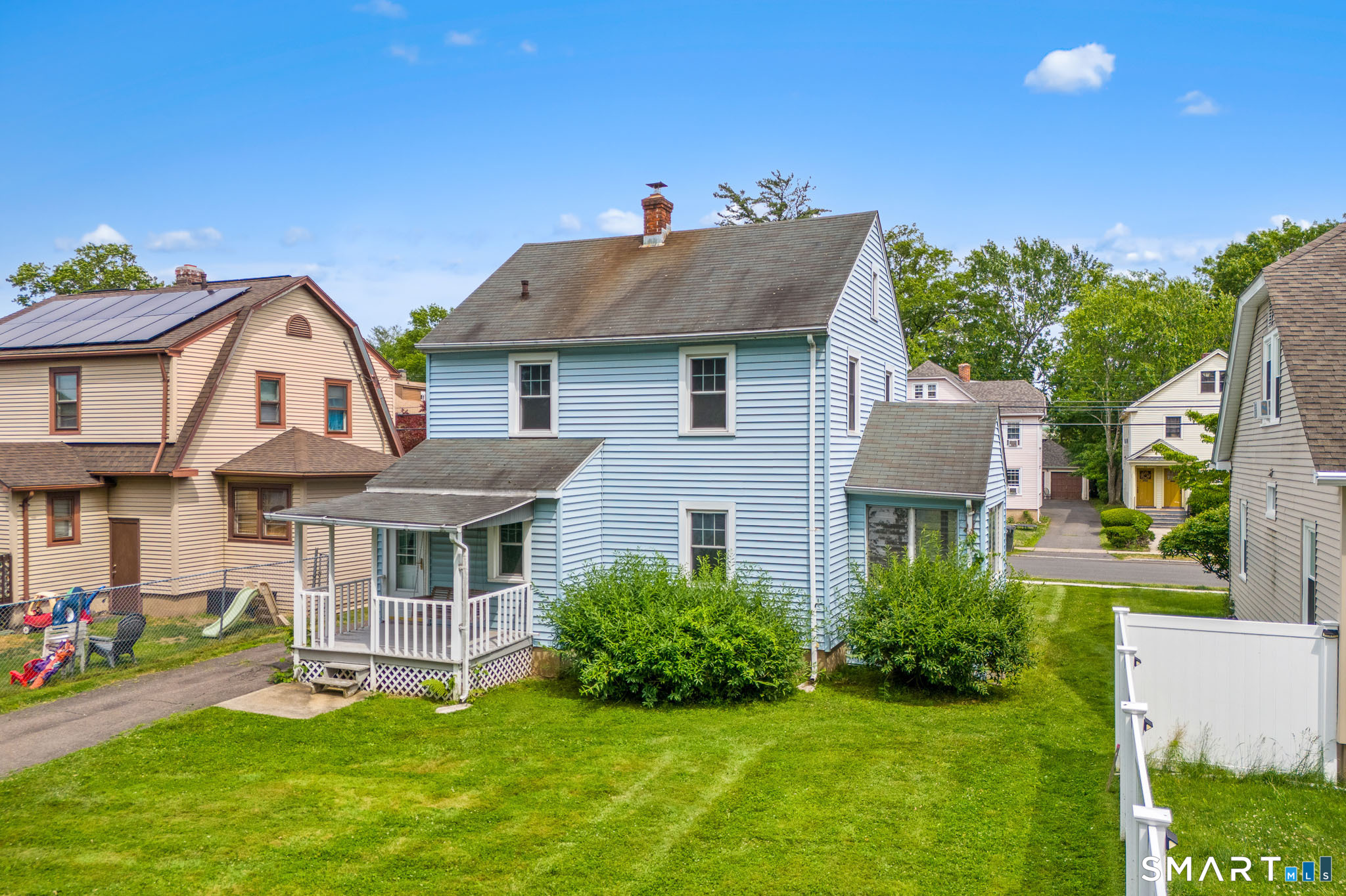 81 Woodlawn Street West Hartford CT 06110