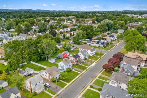 81 Woodlawn Street West Hartford CT 06110