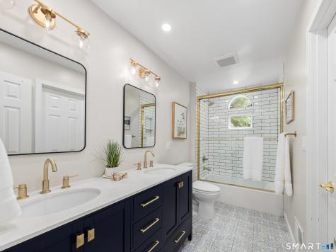 4 Half Mile Common Westport CT 06880