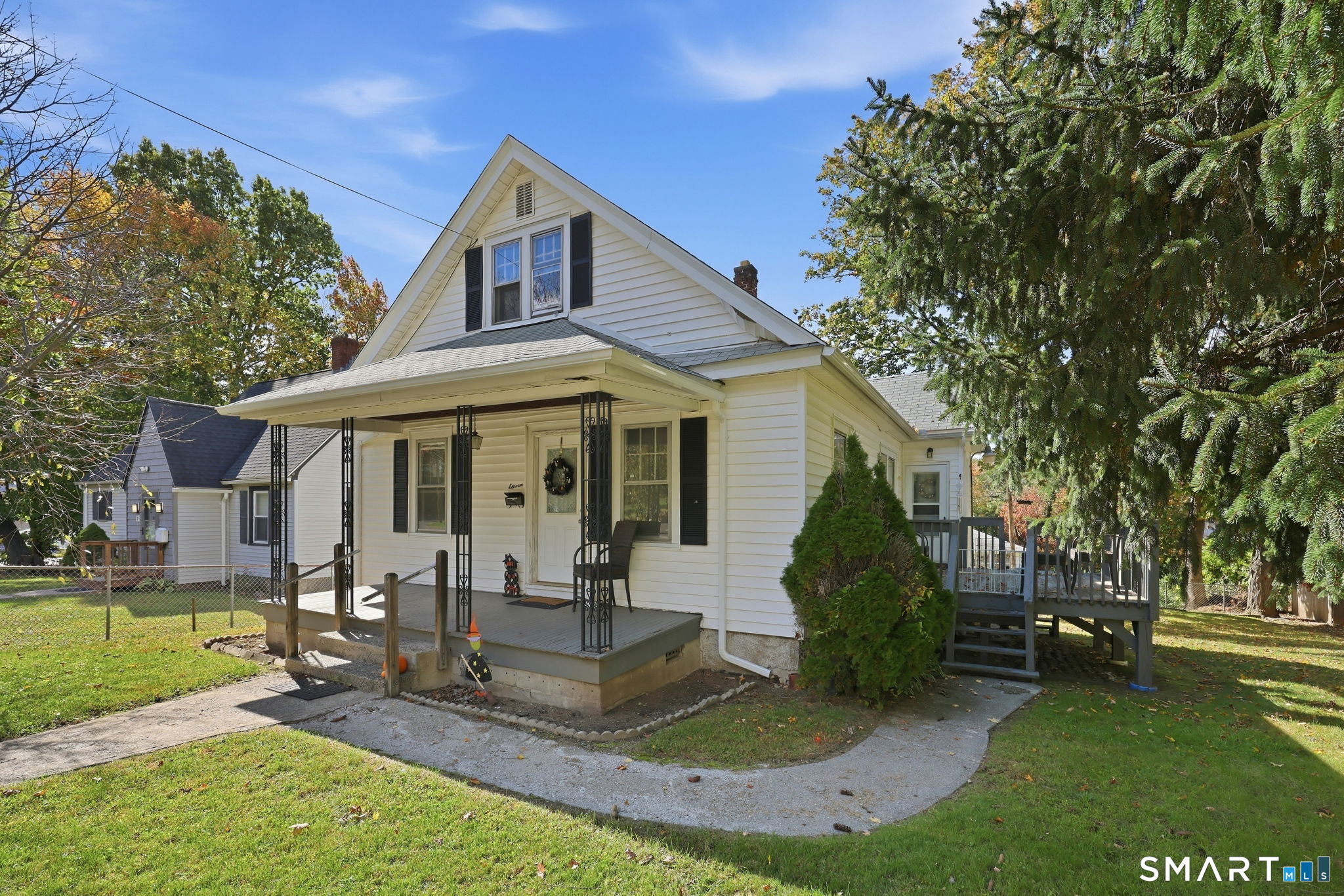 11 Gates Avenue Waterbury CT 06705