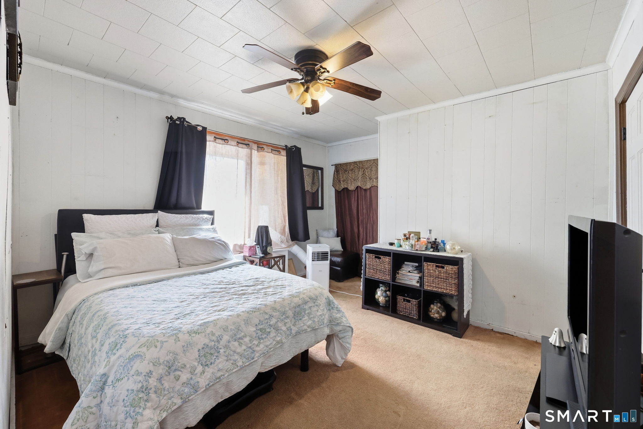 11 Gates Avenue Waterbury CT 06705