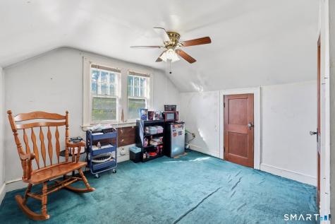 11 Gates Avenue Waterbury CT 06705